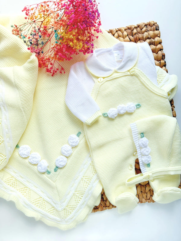 Knit Roses Delicate Bundle - Yellow